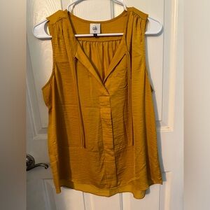 Cabi Women's M Medium Gold Style #4044 Radiant Sleeveless Cute Top Blouse RARE